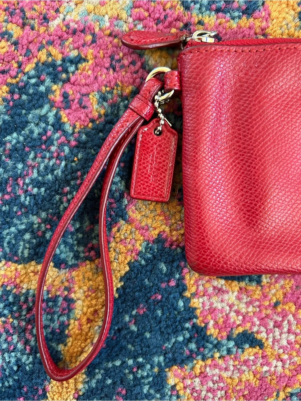 Coach | Women’s Red Leather Top Zip Wristlet Wallet Gold Logo Red Hand Tag OS